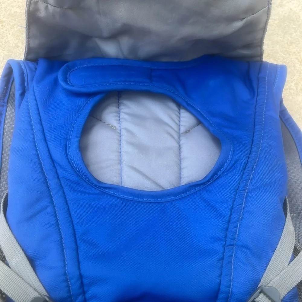 Camelback Rogue Blue/Grey Hydration BackPack 2.5L 85oz